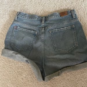 Mom High Rise BDG shorts (urban outfitters)
